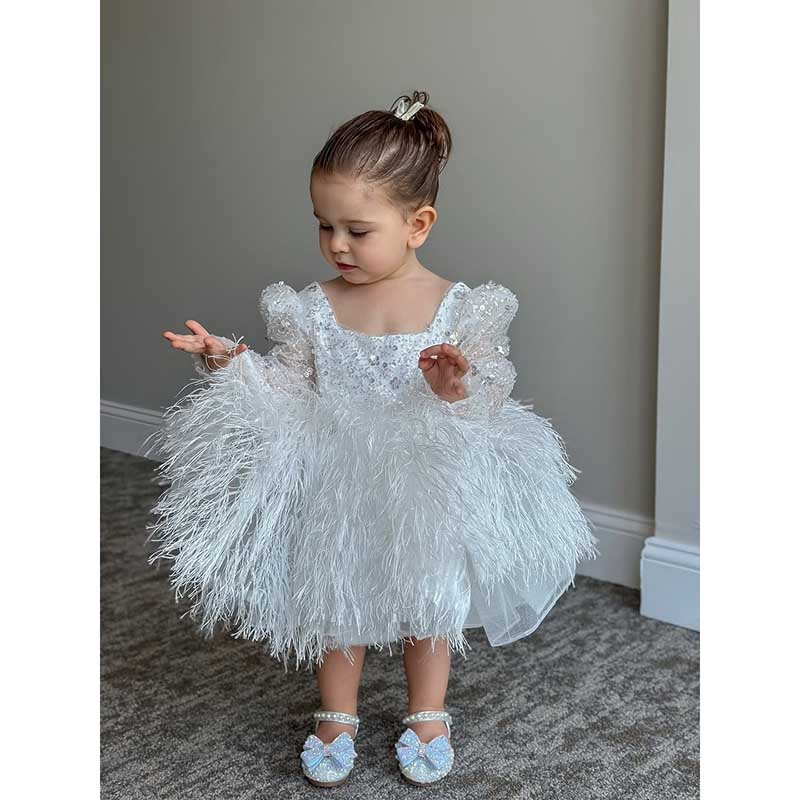 cute wrap around dresses Cream Dress Diana sequin gowns The silhouette features a Cream Turtleneck Long Sleeve Size:XL (Bust 104 cm)