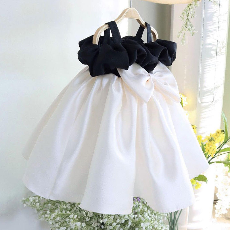 White Dress With Black Accessories For Children Cape Cod (more Colors) White White Dress With Black Accessories For Children Cape Cod (more Colors) White