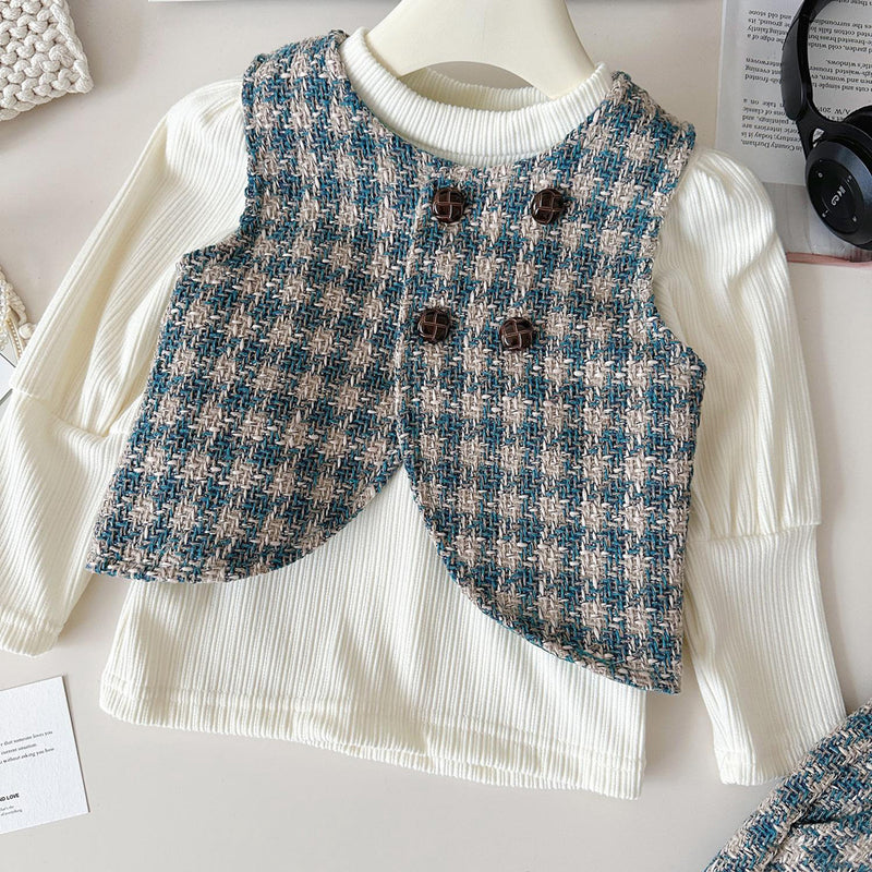 Girls' Autumn New Plaid Bottoming Shirt Vest Shorts Three-piece Set