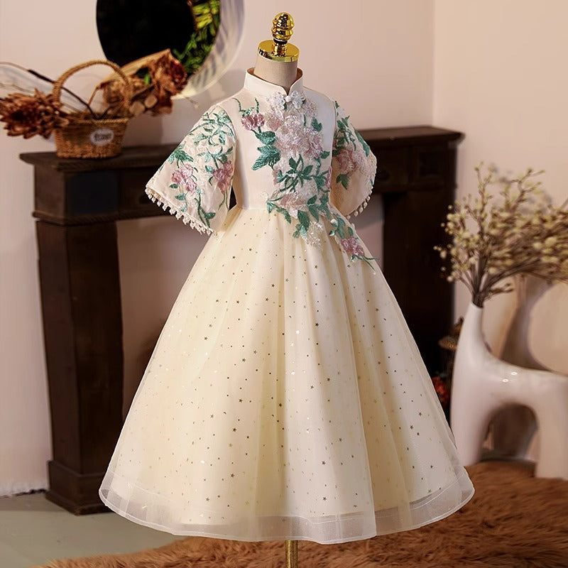 Elegant Baby Beige Buttoned Stand Collar With Embroidered Princess Dress Toddler Communion Dress
