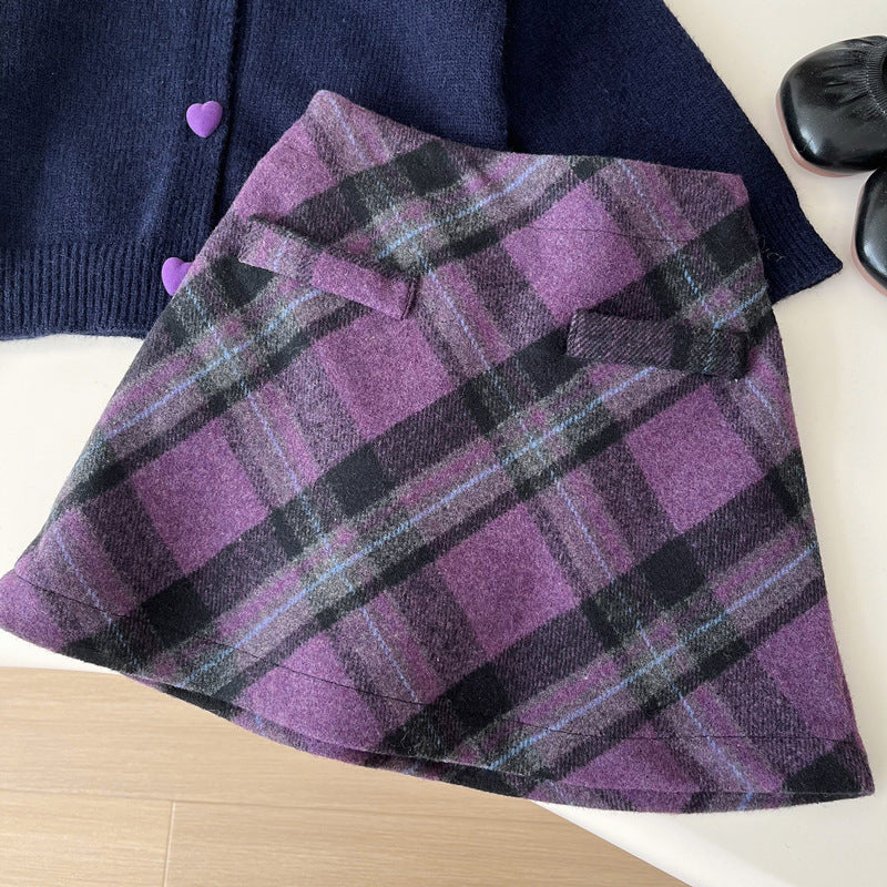 Girls' New Heart Button Knitted Sweater Wool Plaid Skirt