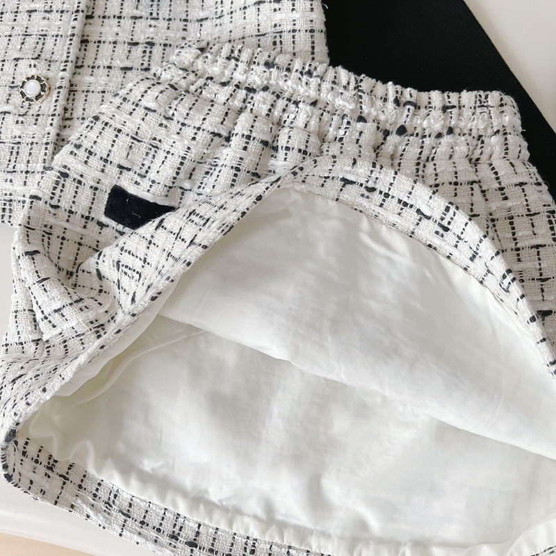 Girls' New Autumn Vest Bottoming Shirt and Short Skirt Three-piece Set
