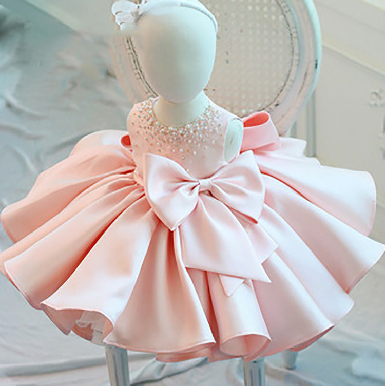 Amazon.com: Baby Girl 1st Birthday Outfit Lace Tulle Romper Princess Tutu Dress  First Birthday Photography Clothes Backless Jumpsuit Crown Headband Shiny  ONE Cake Smash Outfit Photo Shoot Pink#Heart 0-6 Months: Clothing, Shoes